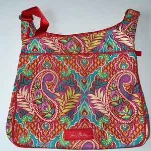 VB lighten up slim crossbody. Paisley in paradise